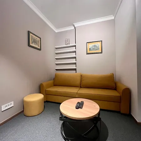 Apartment Town Place Charlie